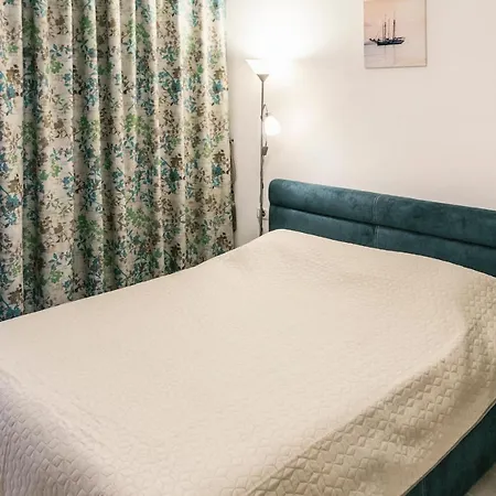 Apartament 2 Mamaia Nord Astoria Cadeva 08 *